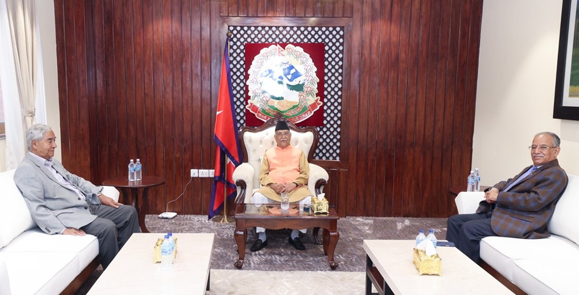 रसुवातर्फ उड्यो प्रधानमन्त्रीसहितको सरकारी टोली