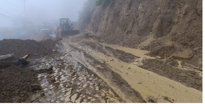 जयपृथ्वी राजमार्ग अवरुद्ध