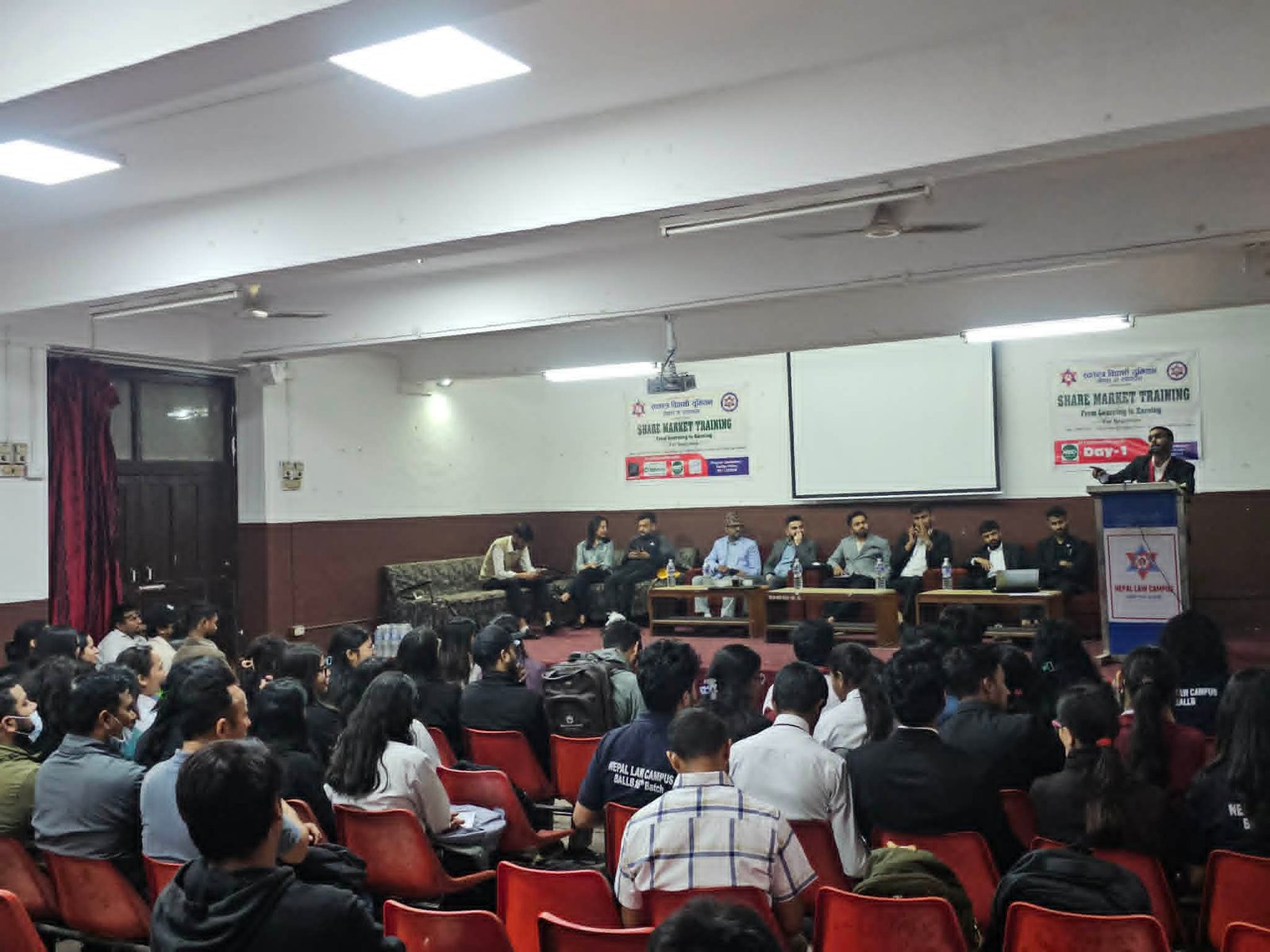 नेपाल ल क्याम्पसमा निःशुल्क शेयर बजार तालिम सम्पन्न