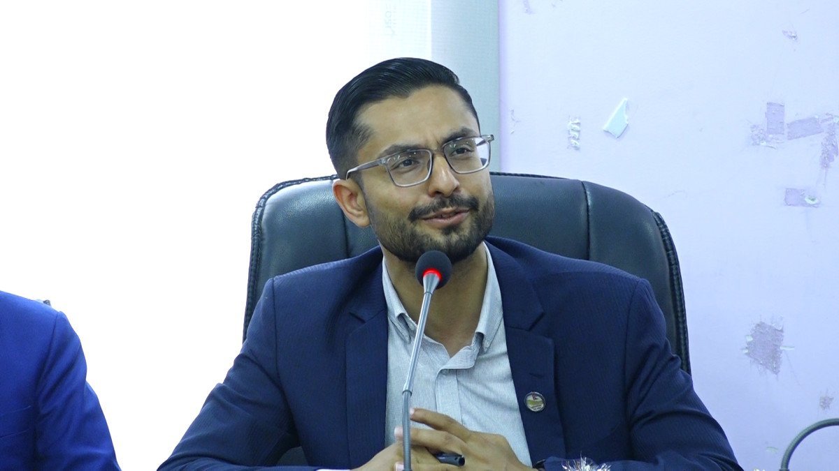 शिक्षामन्त्री सस्मित पोखरेल: २४ करोड सम्पत्ति सार्वजनिक