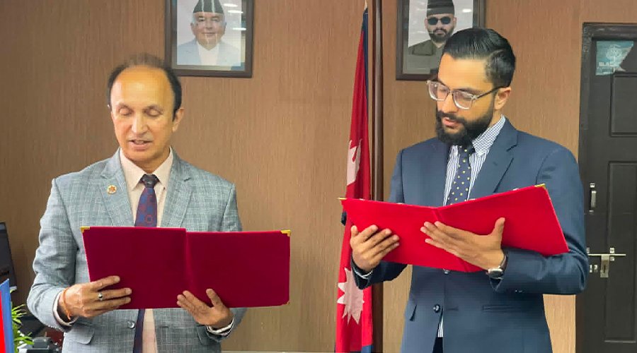 विश्वविद्यालय अनुदान आयोगको अध्यक्षमा नियुक्त प्राडा. खड्ग केसीले लिए शपथ