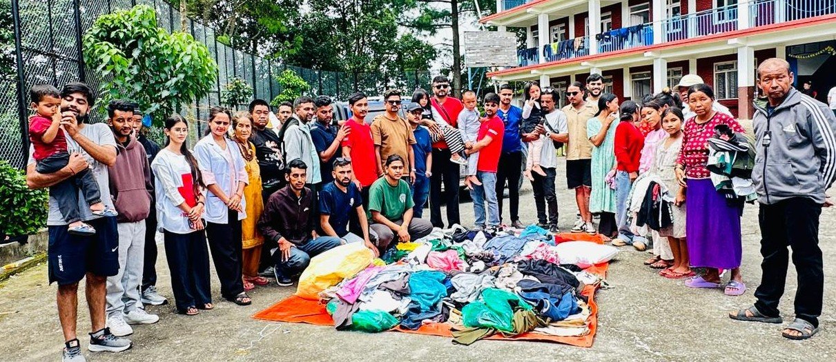 बाढीपीडितको साथमा अनेरास्ववियु अस्कल : मृतकको स्मृतिमा श्रद्धासुमन, तेस्रो चरणको राहतको तयारी